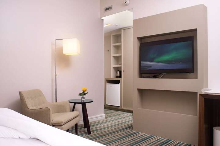 Room 20 of 74