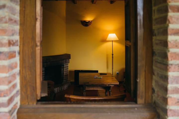 Room 16 of 114