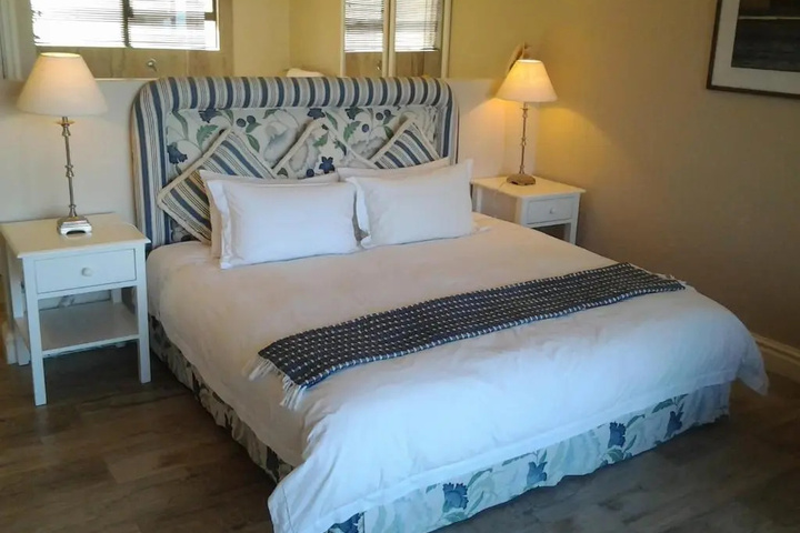Room 2 of 19