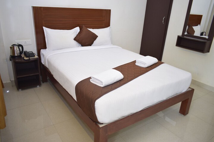 Room 17 of 29