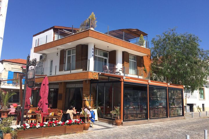 Foca Antik Hotel in Foça