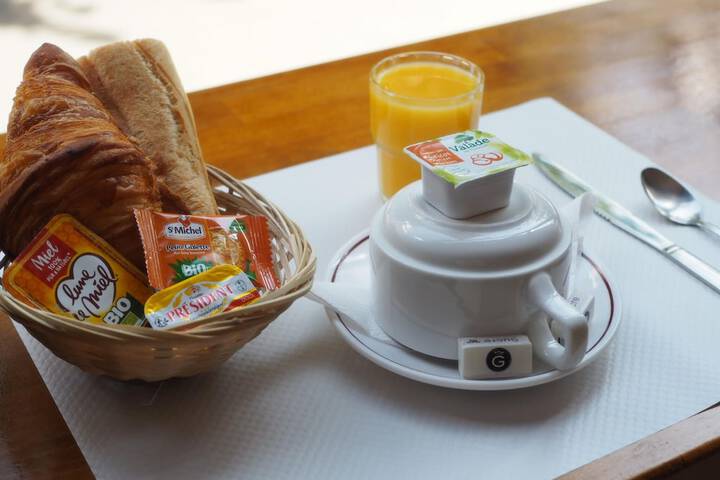 Breakfast meal