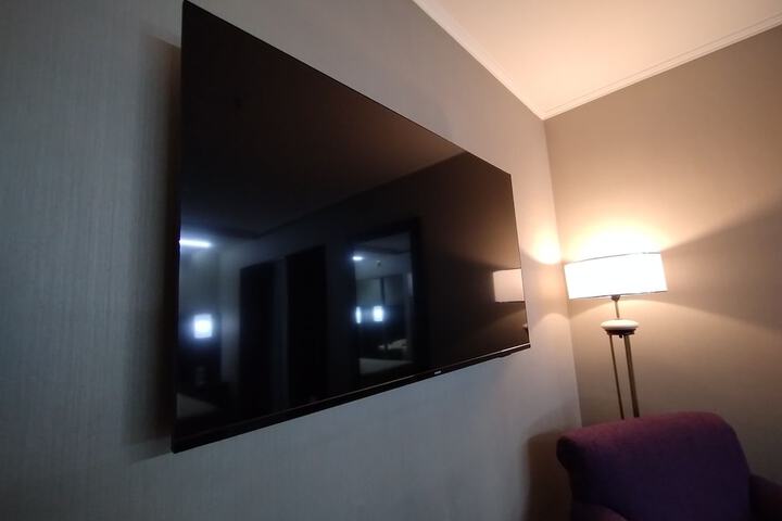 Room 10 of 72