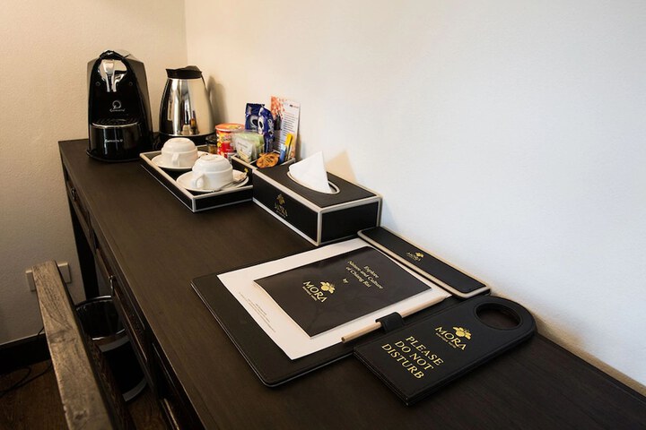 Breakfast/Coffee Service 24 of 63