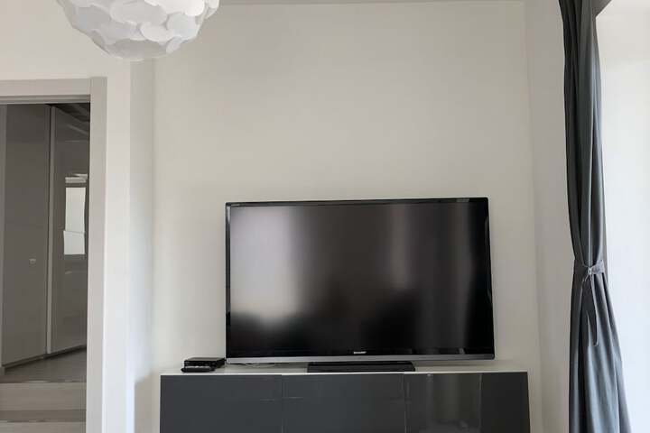 Room 80 of 161