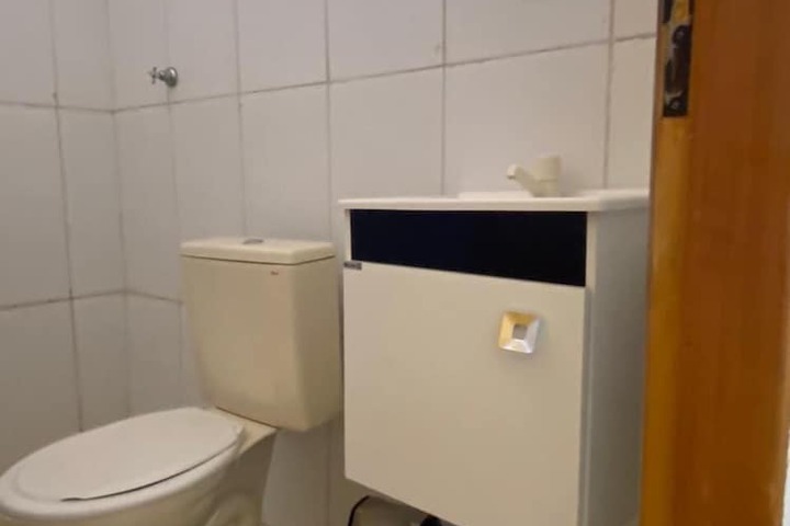 Room 8 of 8