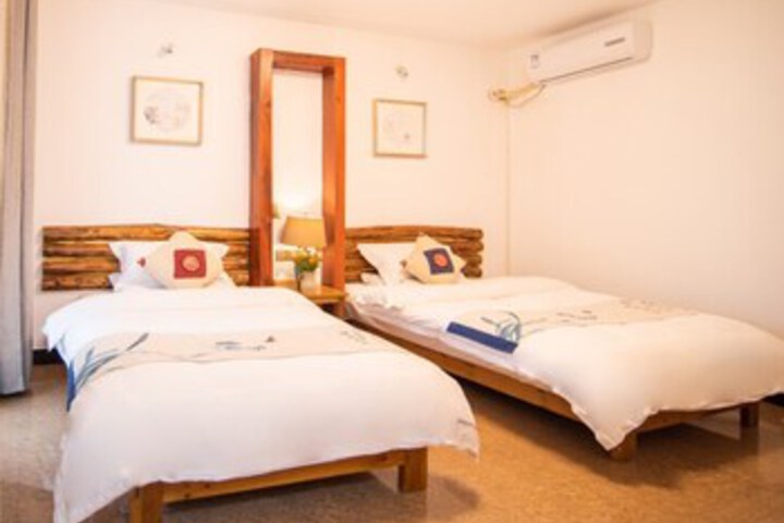 Room 13 of 70