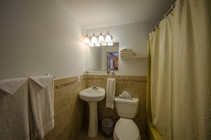 Room 15 of 25