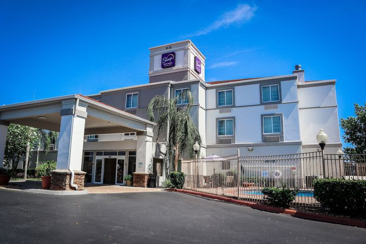 Hotel 48 of 52