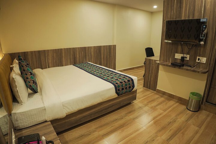 Room 14 of 35