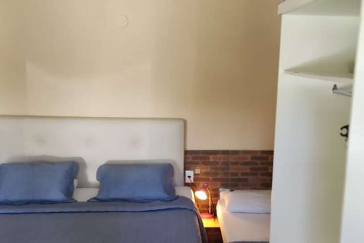 Room 6 of 74