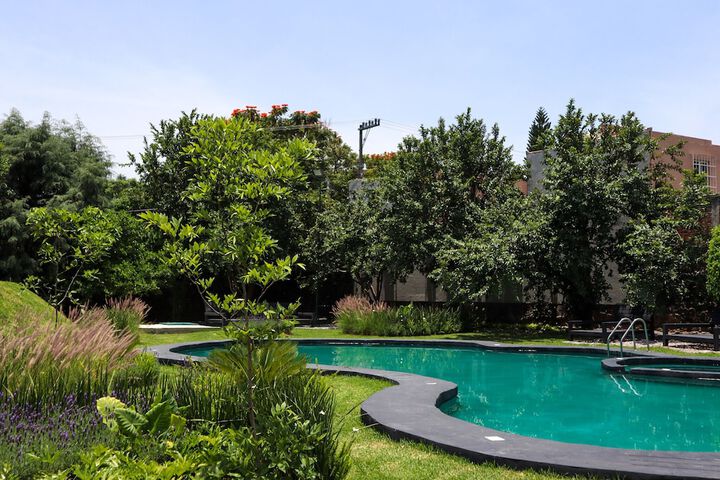 Pool 45 of 107