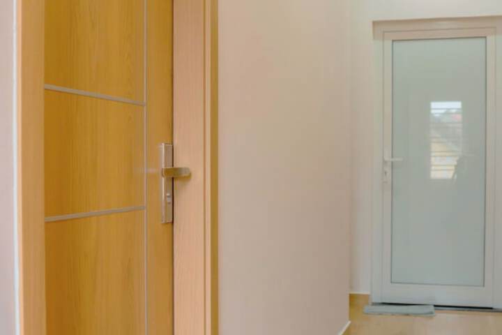 Ballroom/Hall 46 of 63