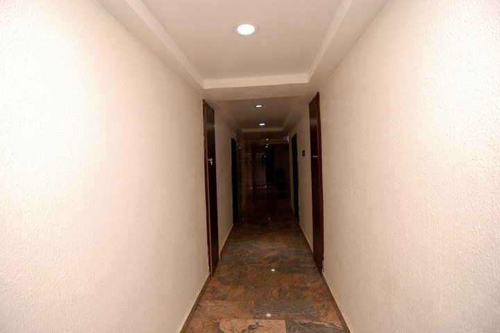 Ballroom/Hall 82 of 99