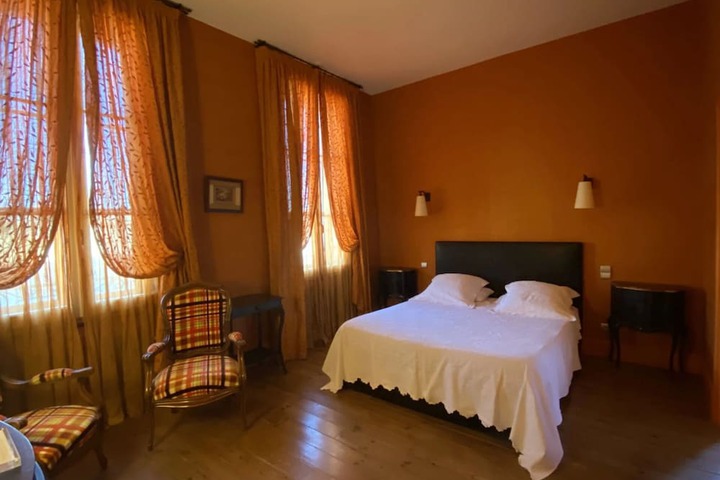 Room 16 of 139