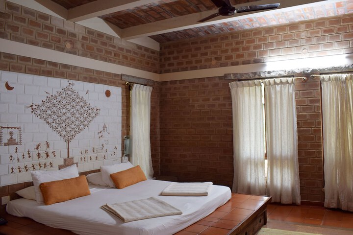 Room 14 of 92