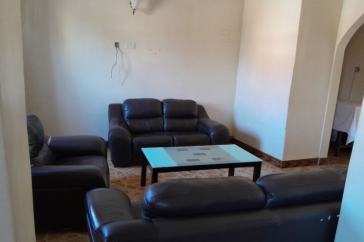Room 12 of 19