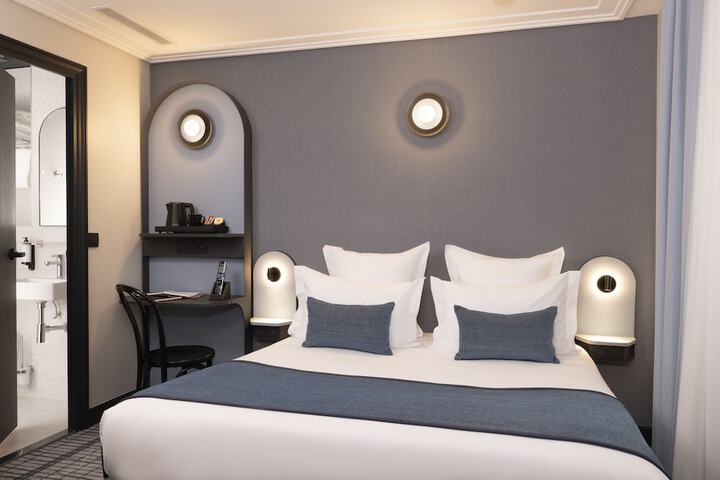 Room 15 of 31