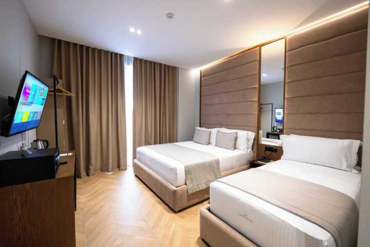Room 51 of 265