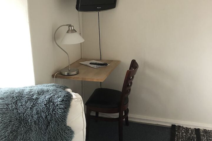 Room 17 of 59