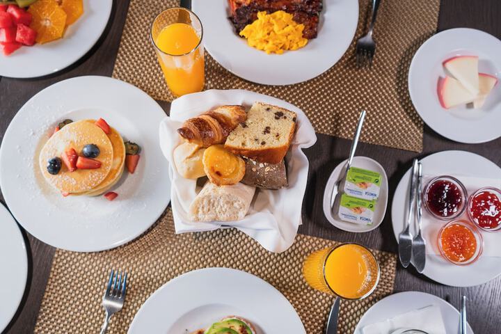 Breakfast/Coffee Service 48 of 51
