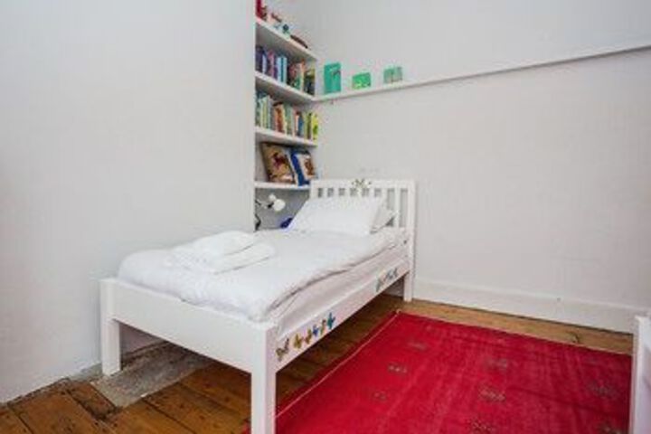 Room 16 of 71