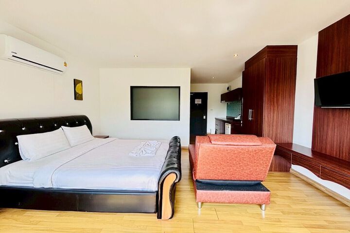 Room 79 of 164