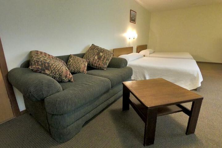 Room 14 of 34