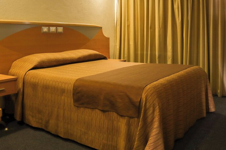 Room 5 of 39
