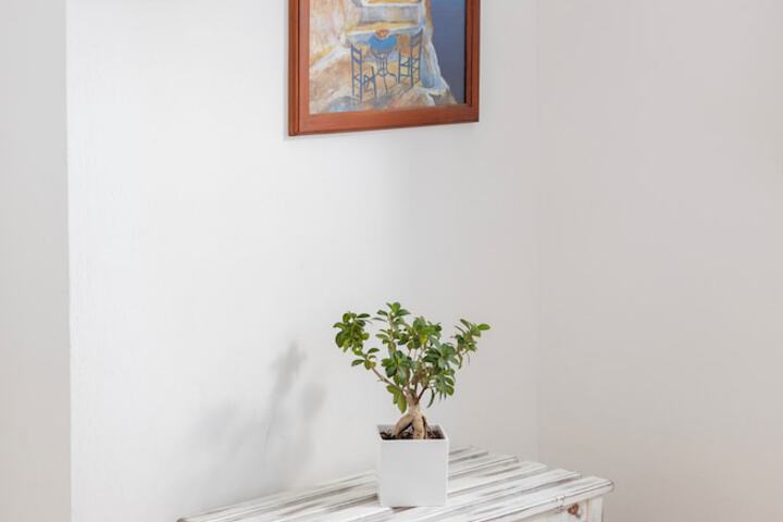 Room 6 of 58