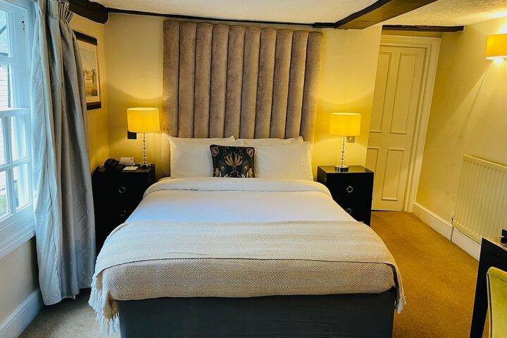 Room 16 of 43