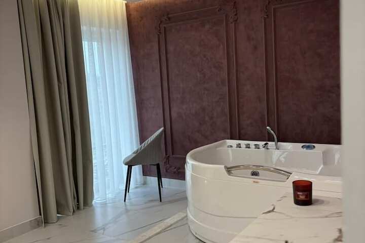 Room 17 of 55