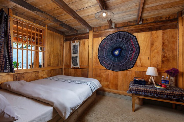 Room 17 of 45