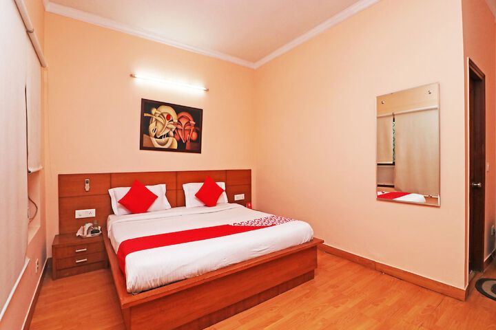 Room 15 of 20