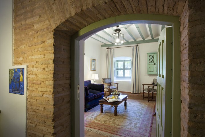 Room 9 of 55
