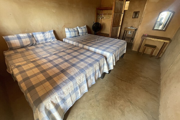 Room 28 of 67