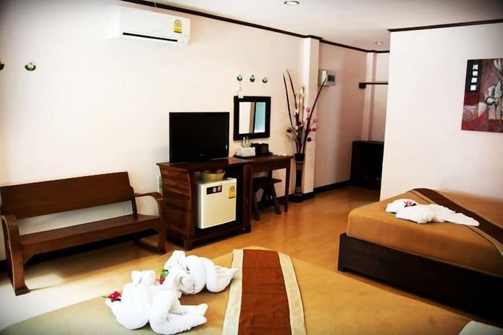 Room amenity