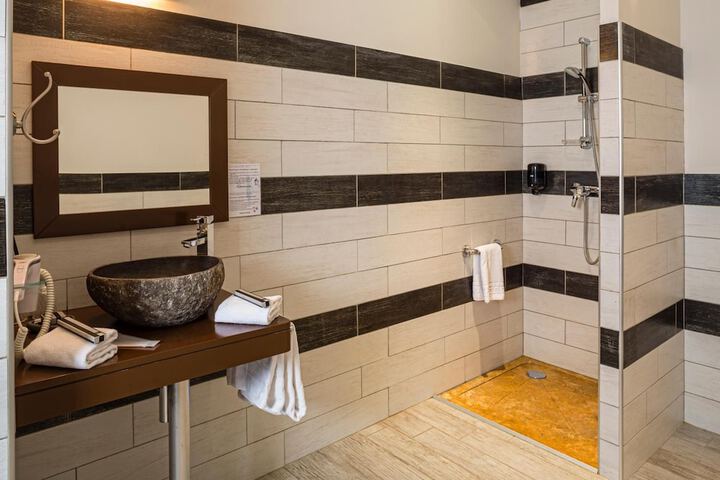Bathroom Interior Photo