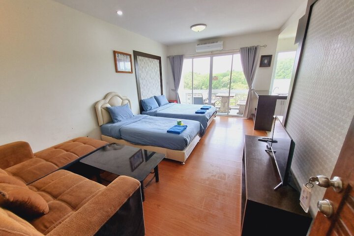 Room 44 of 263