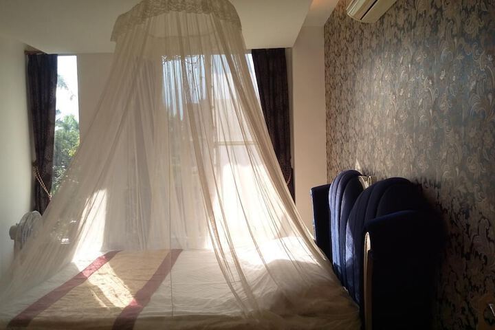 Room 11 of 58