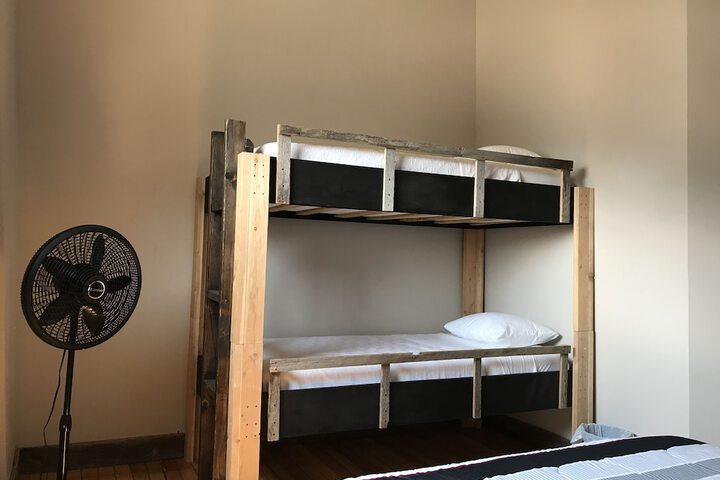 Room 13 of 68