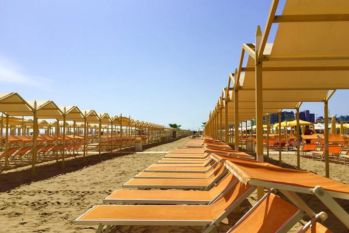 Beach 86 of 99