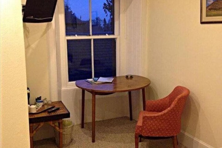 Room 15 of 58
