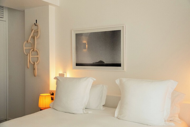 Room 54 of 205