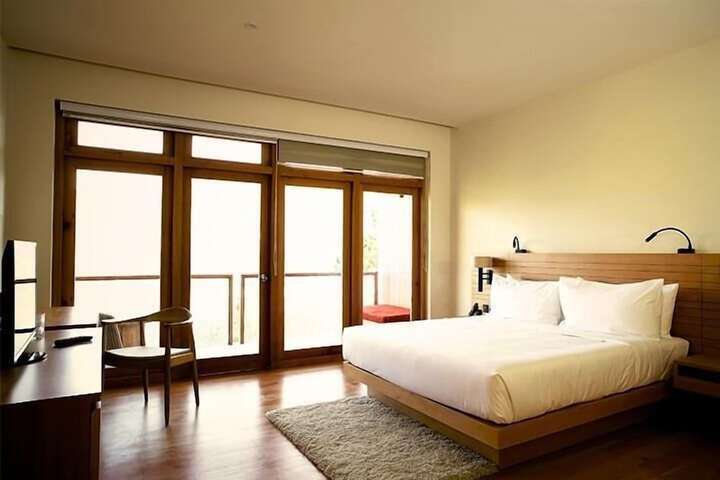 Room 7 of 35
