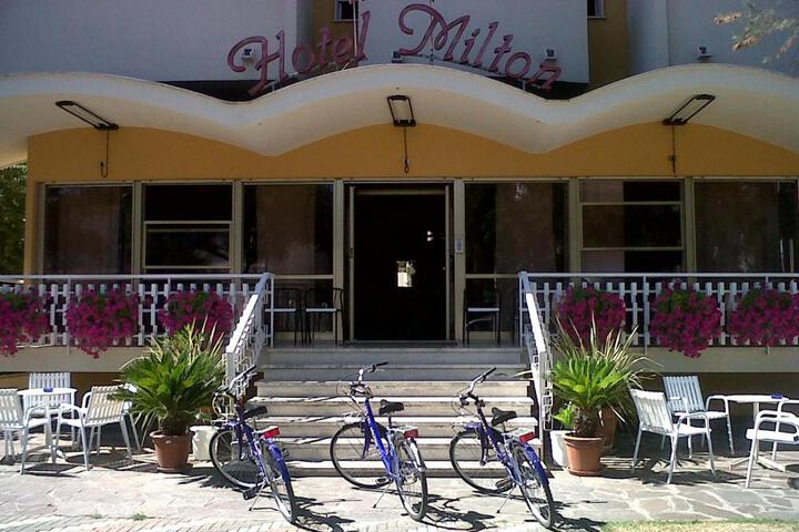 Hotel Milton