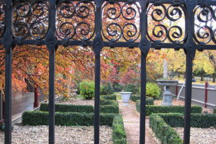 Hotel Exterior 20 of 49