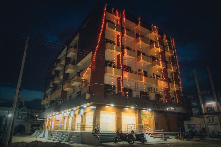 Hotel 1 of 13