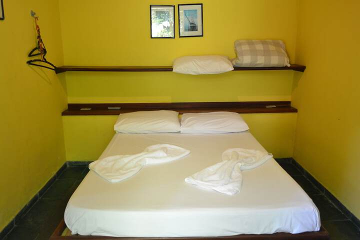 Room 3 of 31