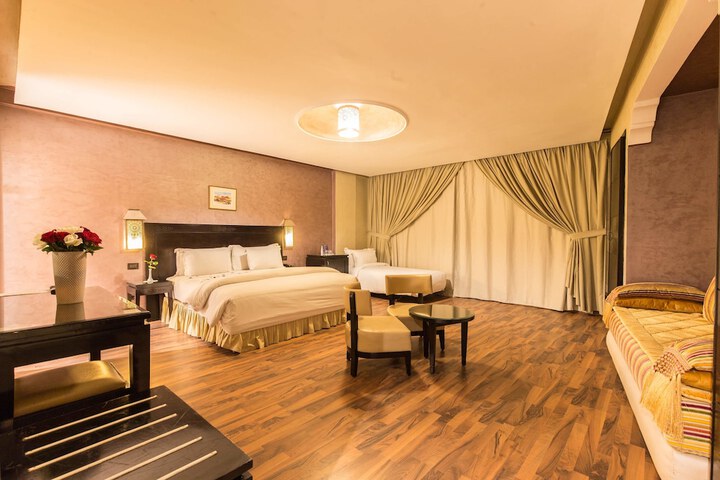 Room 16 of 70